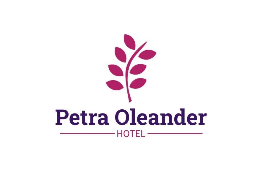 Petra Oleander Hotel Экстерьер фото